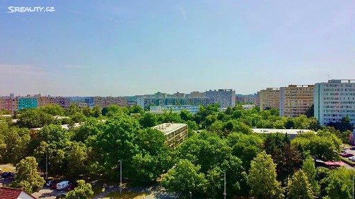 Prodej bytu 1+kk 30 m² Údolní, Praha - Braník