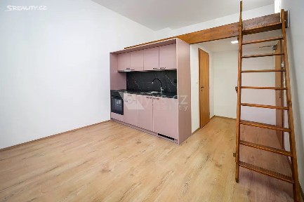 Pronájem bytu 1+kk 21 m² Sokolská, Praha - Nové Město