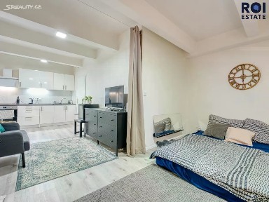 Prodej apartmánů 39 m² Pplk. Sochora, Praha - Holešovice