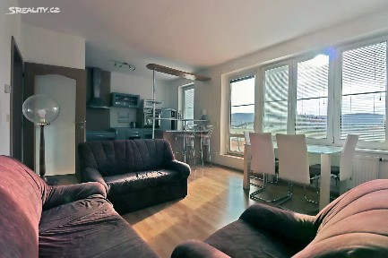 Pronájem bytu 2+kk 60 m² Adamcova, Brno - Bystrc