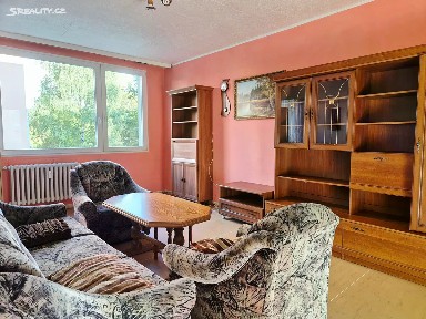 Prodej bytu 3+1 56 m² Na Růžovém poli, Kladno - Kročehlavy