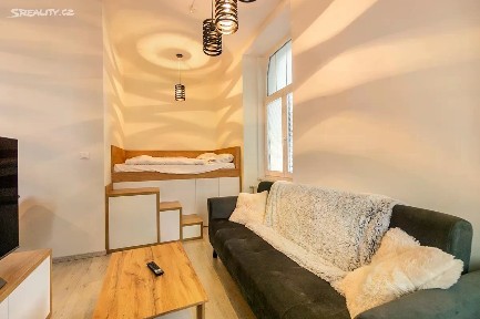 Pronájem bytu 1+kk 29 m² Žukovova, Ústí nad Labem - Střekov