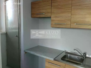 Pronájem bytu 1+kk 24 m² Čechova, Chomutov