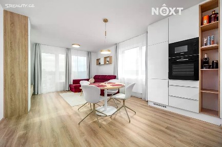 Prodej bytu 3+kk 80 m² Formanská, Praha - Újezd u Průhonic