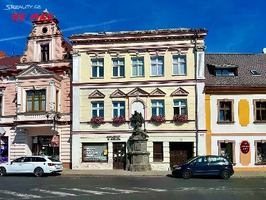 Osek, Teplice, náměstí Klášterní