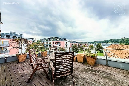 Pronájem bytu 2+kk 54 m² Naardenská, Praha - Liboc