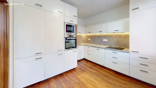 Otrokovice, Zlín, Nádražní