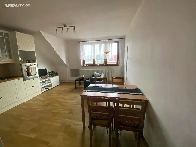 Prodej bytu 2+kk 55 m² Vnější, Praha - Michle
