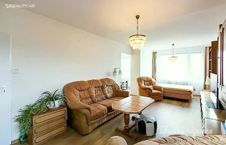 Pronájem bytu 3+1 92 m² Kurkova, Praha - Kobylisy