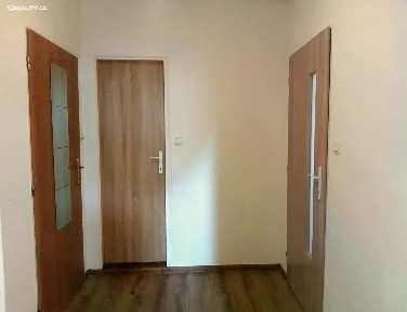 Prodej bytu 1+1 45 m² Závodu míru, Karlovy Vary - Stará Role
