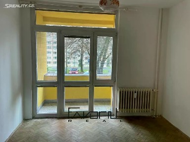 Prodej bytu 2+1 55 m² Jiřinková, Ostrava - Poruba