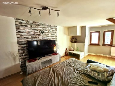 Pronájem bytu 6 pokojů a více 171 m² Krupská, Teplice