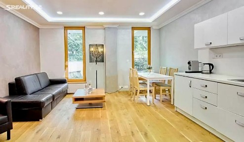 Prodej bytu 2+kk 58 m² Libušina, Karlovy Vary