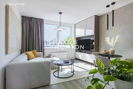 Prodej bytu 2+kk 40 m² Murmanská, Praha - Vršovice