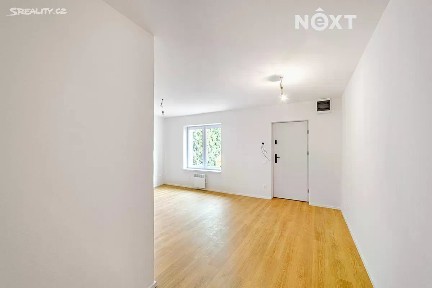 Prodej bytu 1+kk 25 m² Elišky Přemyslovny, Praha - Zbraslav
