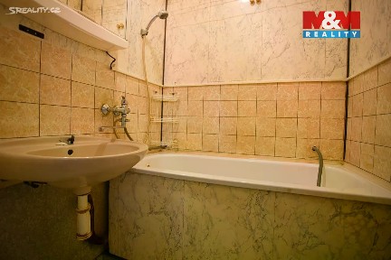 Prodej bytu 3+1 74 m² Holasova, Ostrava - Hrabůvka