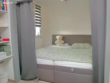 Pronájem bytu 2+1 43 m² Nezvalova, Benešov