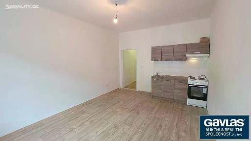 Pronájem bytu 1+kk 23 m² Jana Želivského, Praha - Žižkov