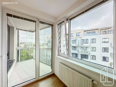Pronájem bytu 2+kk 53 m² Makedonská, Praha - Střížkov