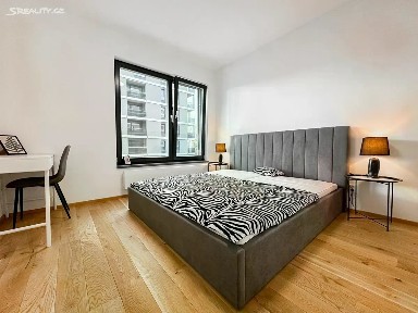 Pronájem bytu 2+kk 72 m² Sokolova, Praha - Karlín