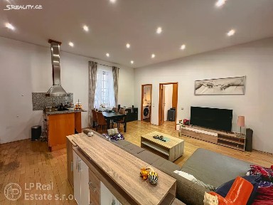 Praha, Praha 7, Bubeneč, Letenské náměstí, 3