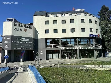 Zlín, Tyršovo nábřeží