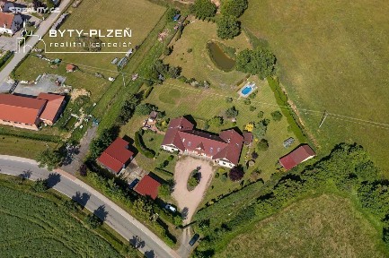 Prodej vícegeneračního domu 399 m², pozemek 7305 m² Předenice