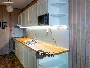 Pronájem bytu 3+1 80 m² Daškova, Praha - Modřany