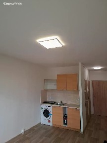 Pronájem bytu 1+kk 23 m² Hvozdíková, Praha - Záběhlice