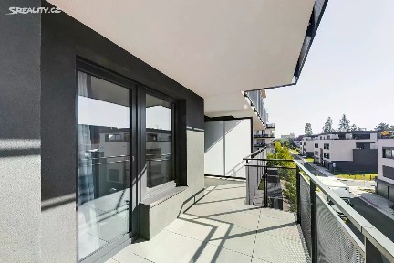 Prodej bytu 4+kk 107 m² Zvěřinova, Praha - Strašnice