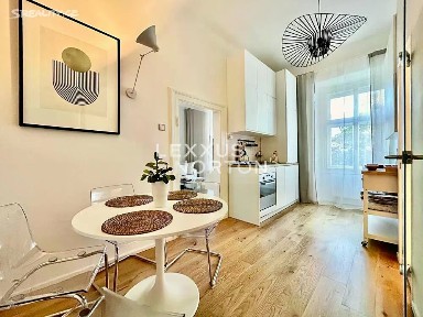 Pronájem bytu 1+1 37 m² Jakubská, Praha - Staré Město