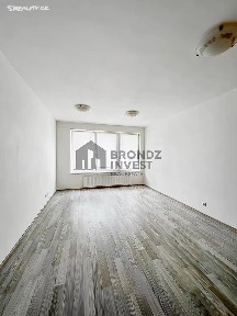 Pronájem bytu 1+kk 30 m² Františka Diviše, Praha - Uhříněves
