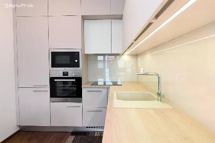 Pronájem bytu 2+kk 54 m² Pod stolovou horou, Praha - Jinonice