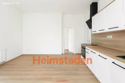 Pronájem bytu 2+kk 46 m² Porubská, Ostrava - Poruba