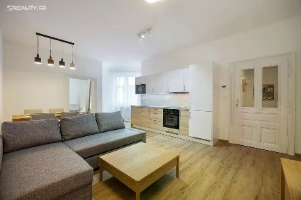 Pronájem bytu 2+kk 74 m² Nádražní, Ostrava - Moravská Ostrava