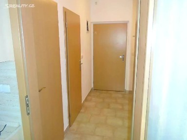 Pronájem bytu 1+kk 32 m² Na Honech I, Zlín