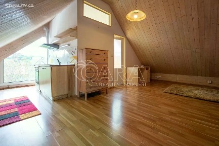 Pronájem bytu 1+kk 45 m² Vojtěšská, Libiš