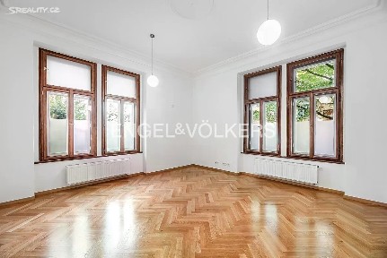Pronájem bytu 2+kk 67 m² Balbínova, Praha - Vinohrady