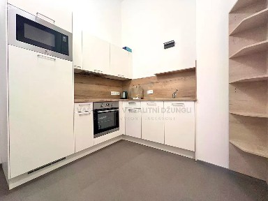 Pronájem bytu 1+1 35 m² Smetanovo nábřeží, Praha - Staré Město