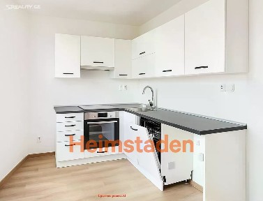 Pronájem bytu 2+1 53 m² Karla Tomana, Ostrava - Mariánské Hory