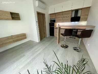 Brno, Brno-město, Černá Pole, třída Generála Píky, 3