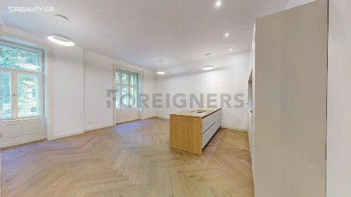 Pronájem bytu 3+kk 79 m² Vídeňská, Olomouc