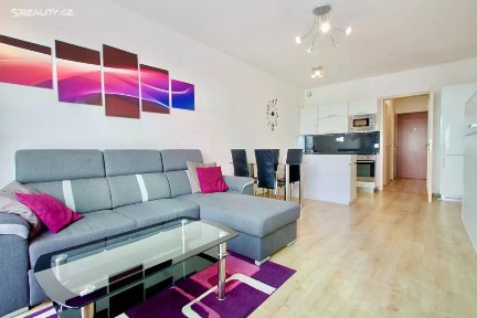 Prodej bytu 1+kk 33 m² Freyova, Praha - Vysočany