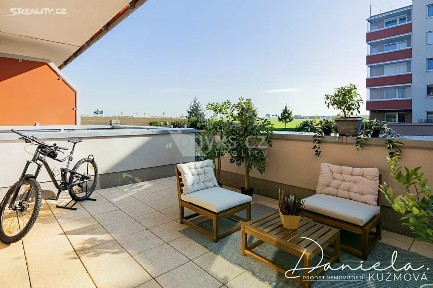 Prodej bytu 2+kk 46 m² Federova, Praha - Kyje