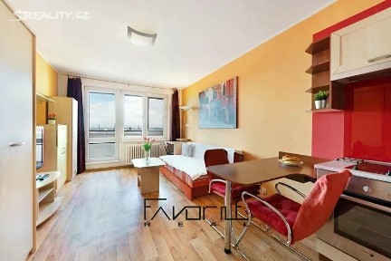 Prodej bytu 1+kk 27 m² Gen. Janouška, Ostrava - Moravská Ostrava