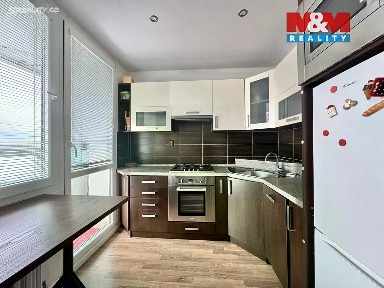 Pronájem bytu 1+kk 30 m² Benešovská, Kladno - Kročehlavy