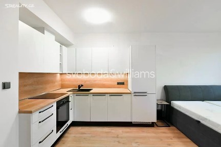 Pronájem bytu 1+kk 40 m² Stočesova, Praha - Ruzyně