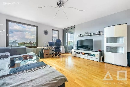 Pronájem bytu 2+kk 62 m² Valečovská, Praha - Prosek