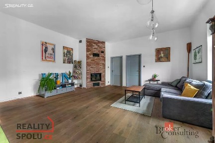 Prodej bytu 3+kk 95 m² U Uranie, Praha - Holešovice