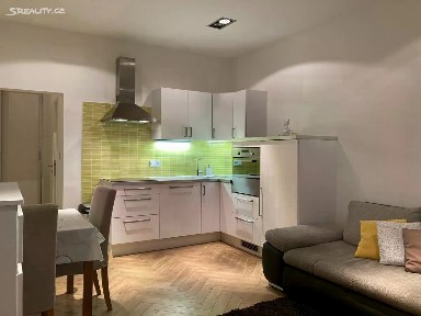 Pronájem bytu 2+kk 43 m² Čajkovského, Praha - Žižkov